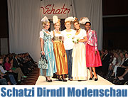 WESTIN Grand München Arabellapark: Schatzi Dirndl präsentierte am 26.04.2010 Modelle 2010 in einer exklusiven Modenschau (Foto: MartiN Schmitz)